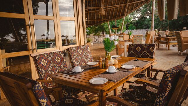 The table and the camp