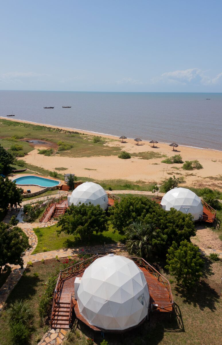 The camp from the air — The camp, the beach and the five kilometres of coast in front of it, seen from above.