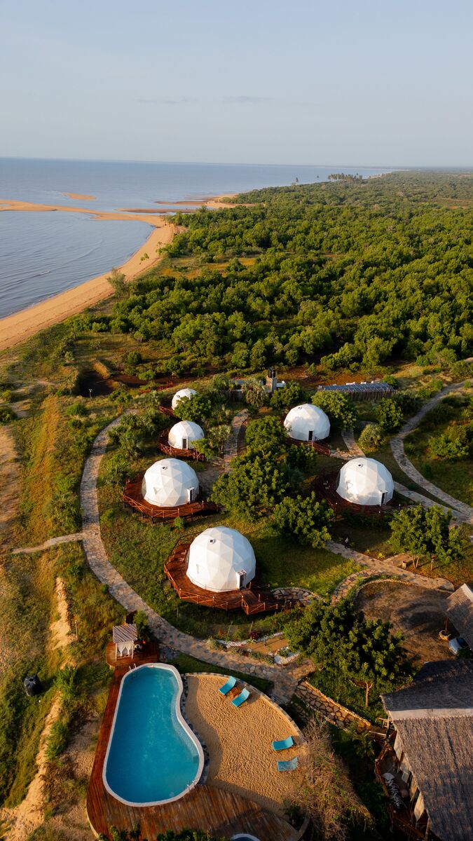 The camp from the air — The camp, the beach and the five kilometres of coast in front of it, seen from above.