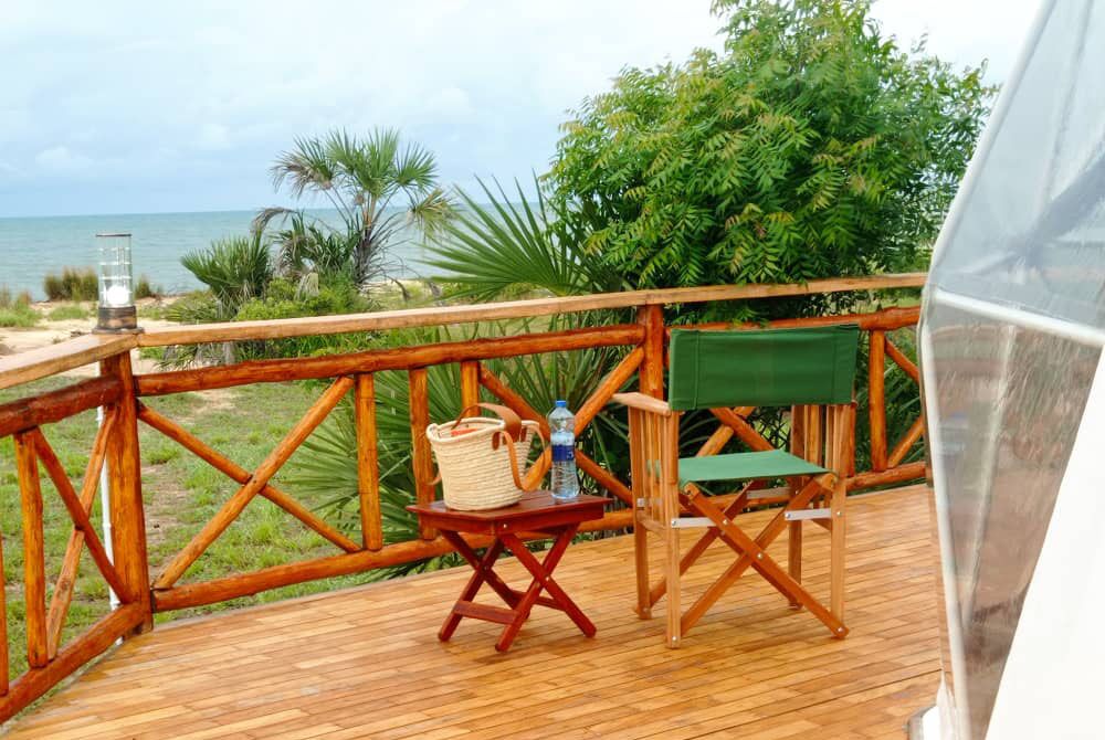Tent by tent — Family Garden, Family Sea, Twin, Standard and the Honey Suite, each with its own photographs at last.